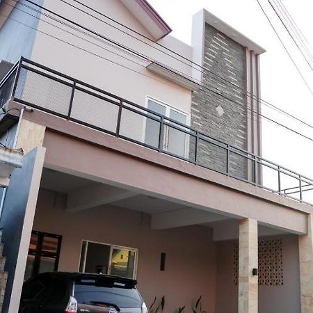 Wangi Homestay Banyuwangi  Eksteriør billede